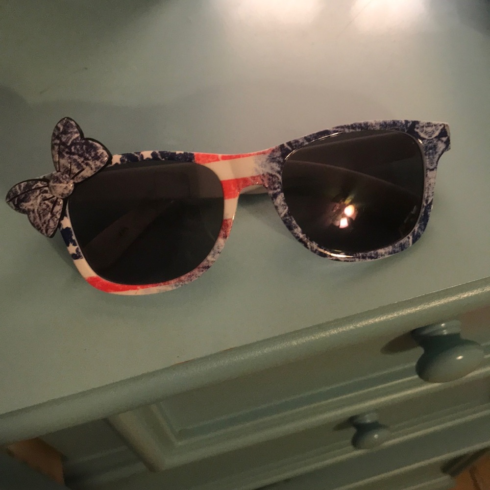 USA sunglasses